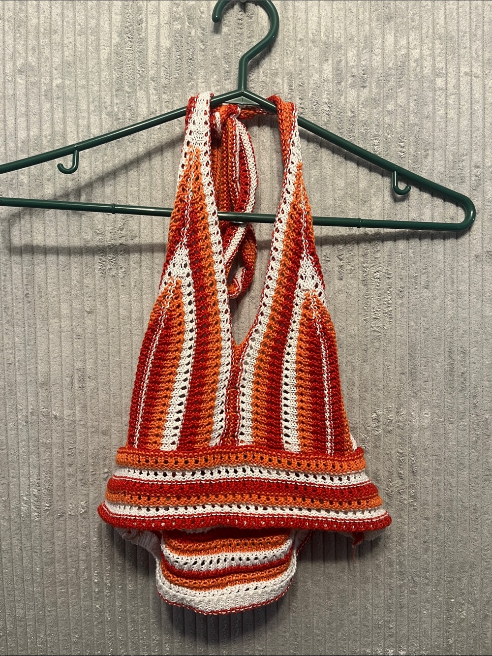 Source Unknown Orange, Red and White Crochet Halter Crop Top Small/Medium
